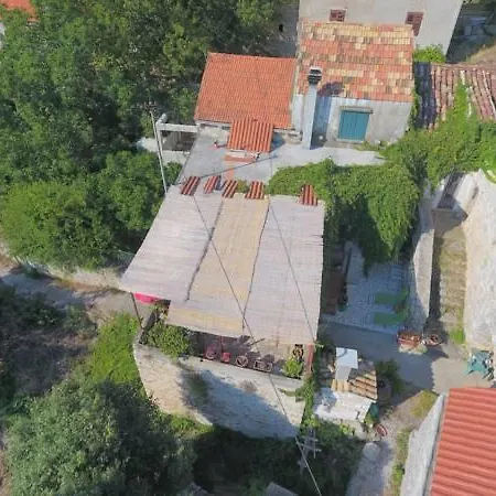 Calypso's Cave The For Animal Lovers Apartman *